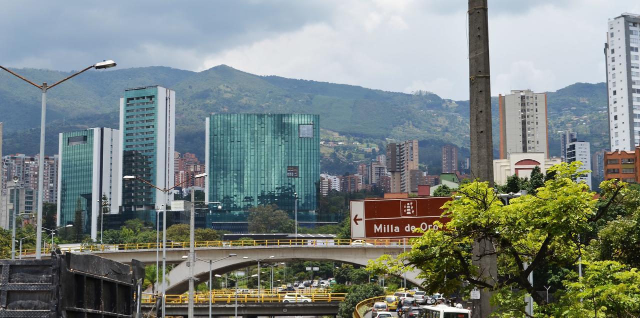 Living Hotel Medellín Exteriör bild